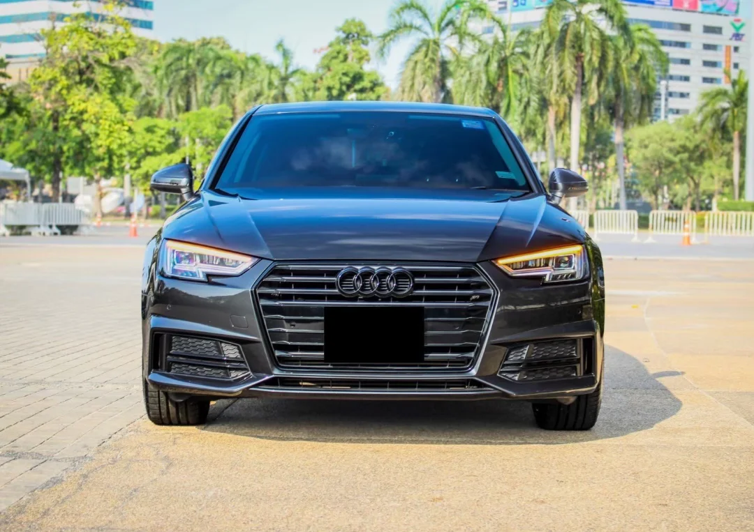 รูปรถ Audi A4 ปี 2021